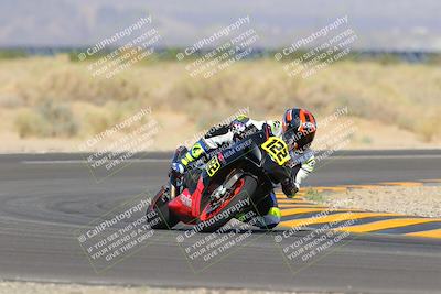 media/Sep-25-2022-CVMA (Sun) [[ee08ed6642]]/Race 6 Amateur Supersport Open/